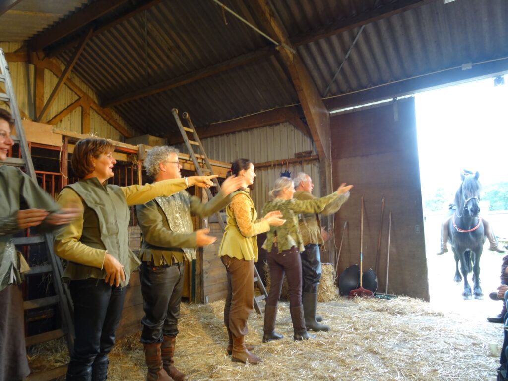 Zomeravond met dubieuze vrienden - Judas, Beyaard en het paardenmeisje